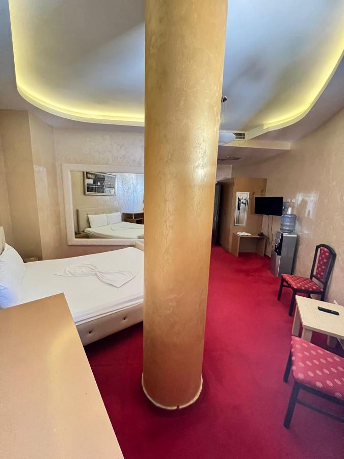 Hotel Gjuta Farke e Madhe Extérieur photo