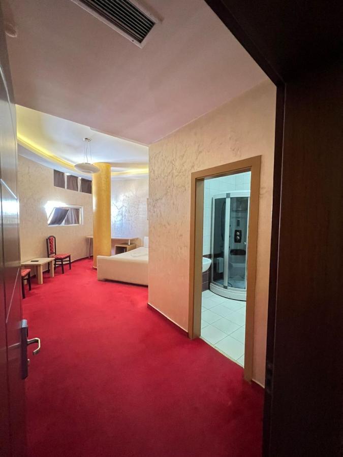 Hotel Gjuta Farke e Madhe Extérieur photo